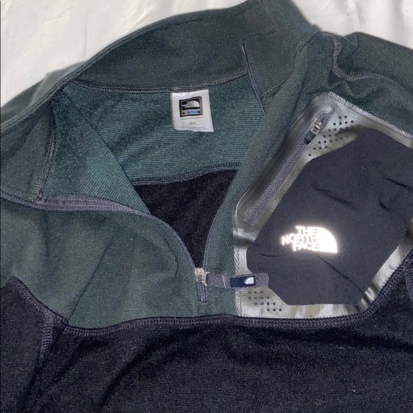 North Face half zip - Picture 3 of 5